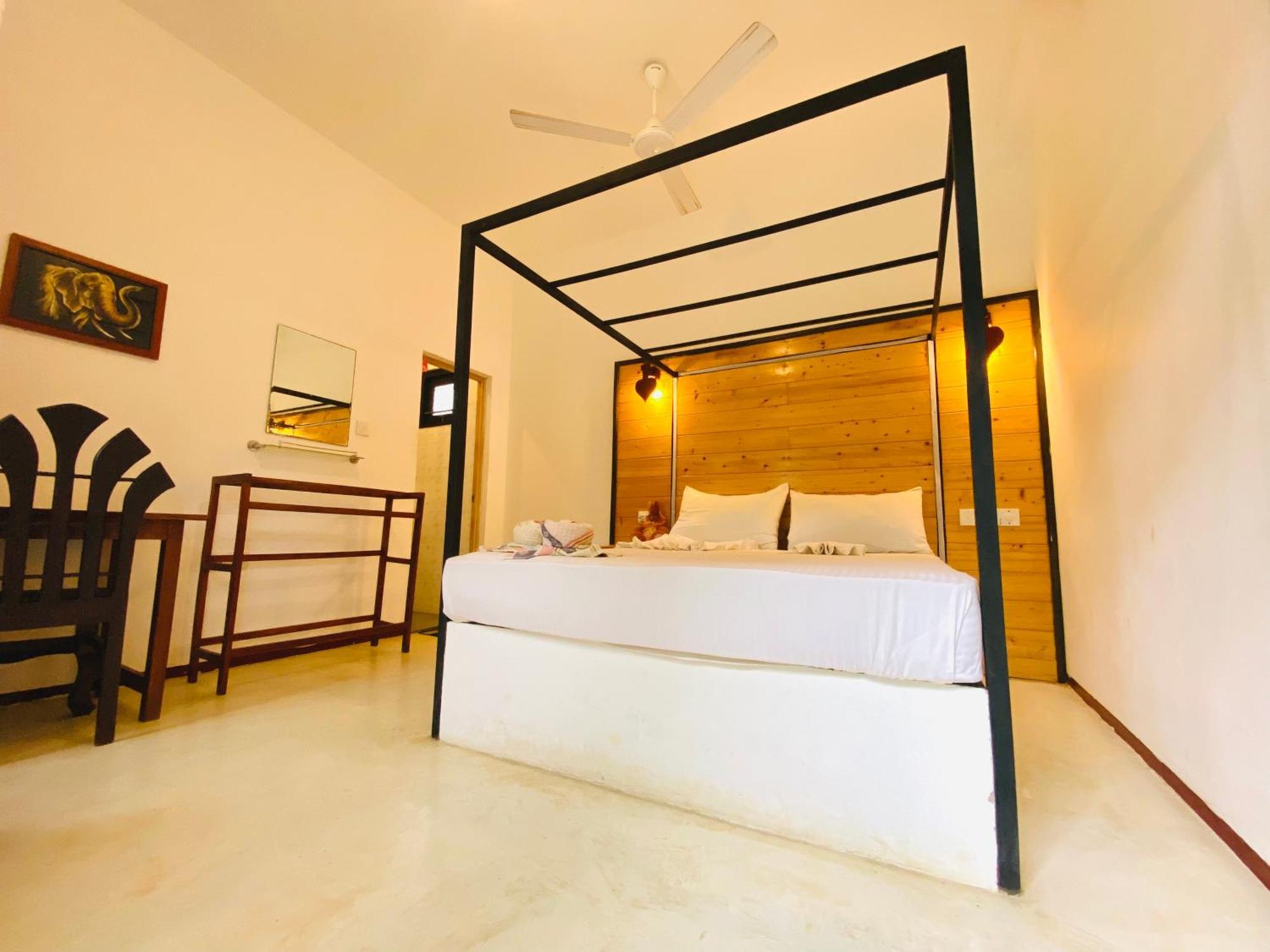 Rekawa Turtle Gate Hotel Tangalle Ngoại thất bức ảnh