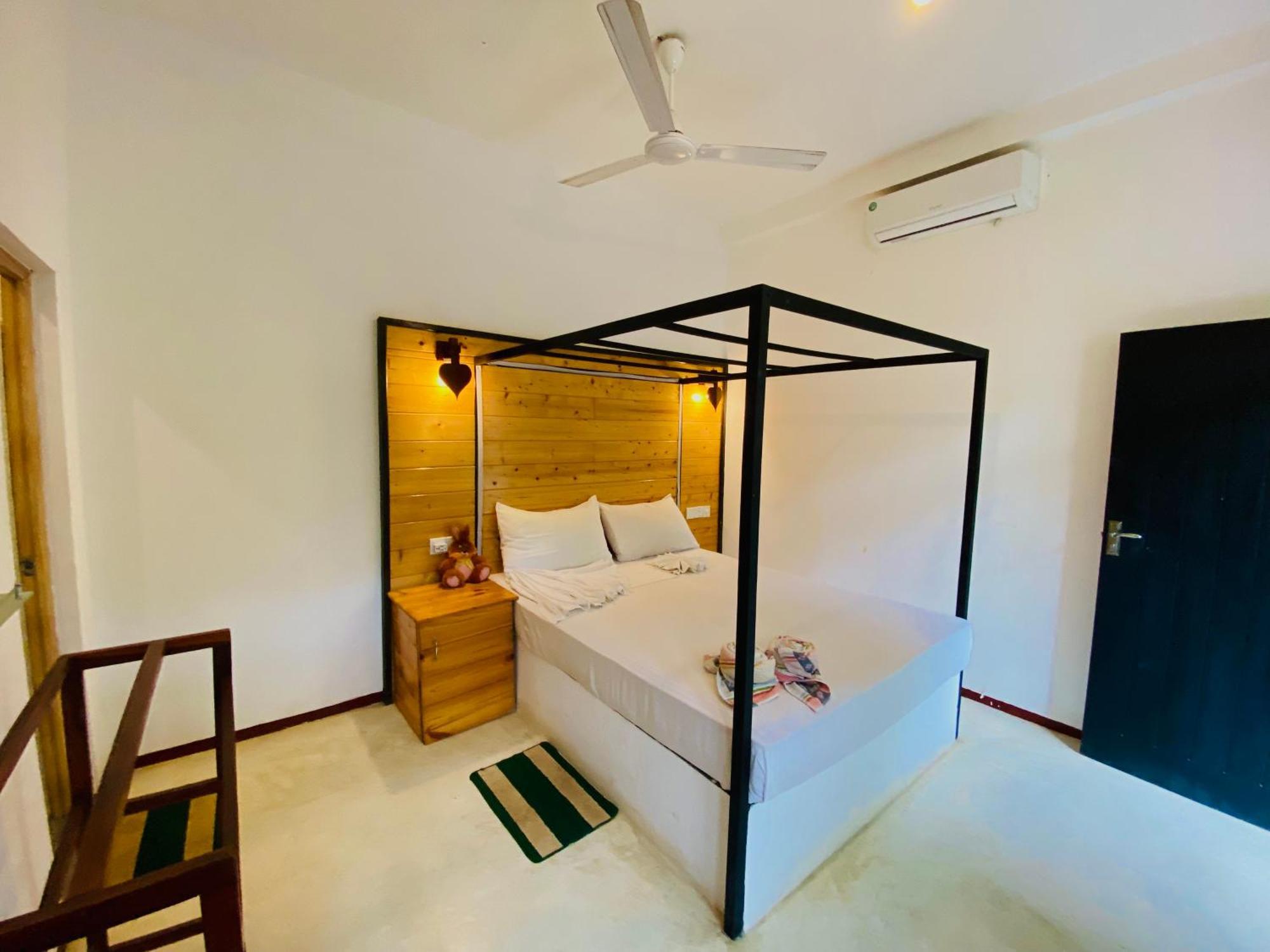 Rekawa Turtle Gate Hotel Tangalle Ngoại thất bức ảnh